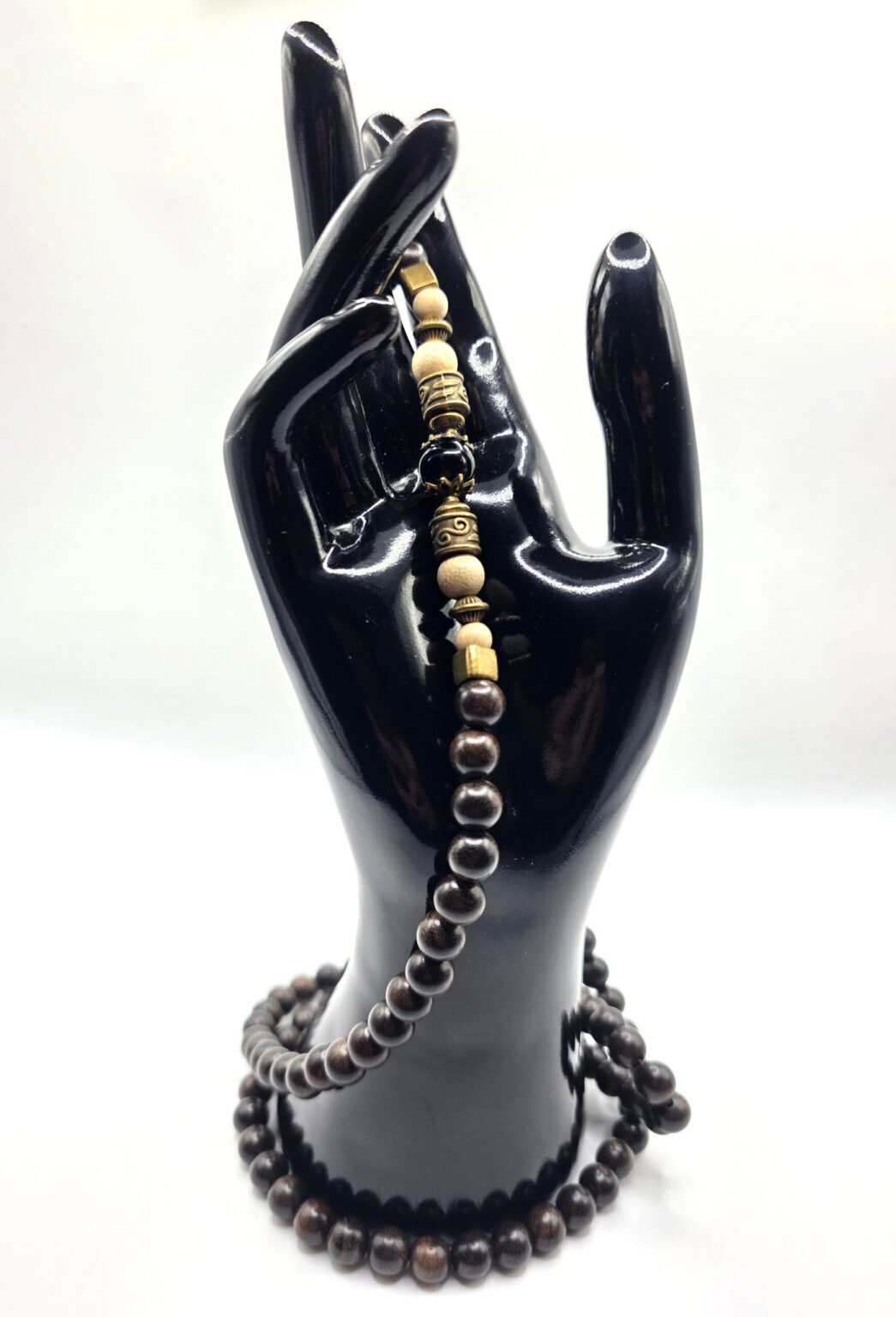 Real Dark Agarwood w/ Cinnamon Wood Crown